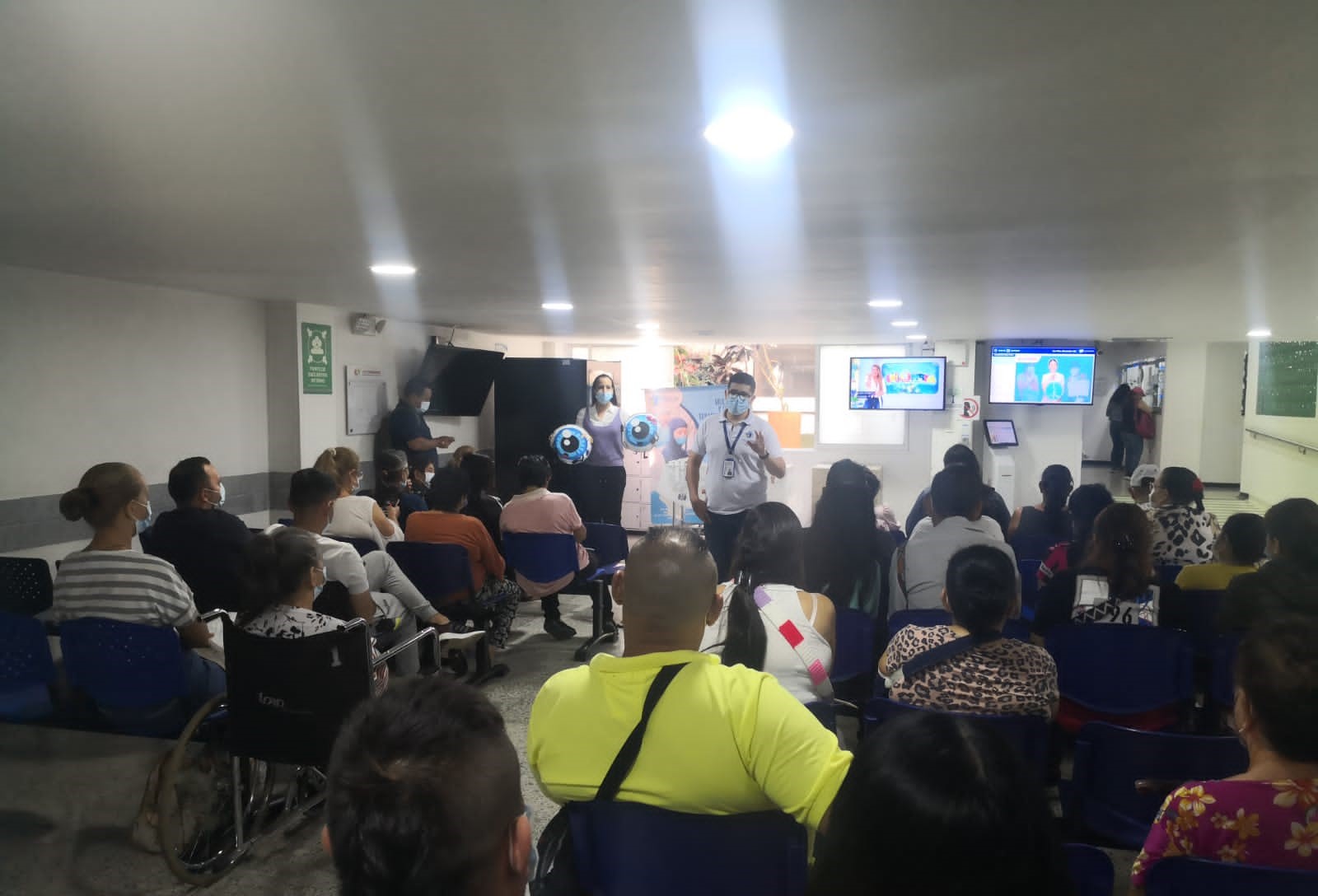 Charla de donación de órganos ye tejidos a pacientes y familiares